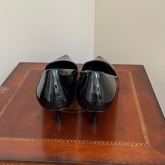 Charles David BL Patent Kitten Heel Pumps - Picture 5 of 8